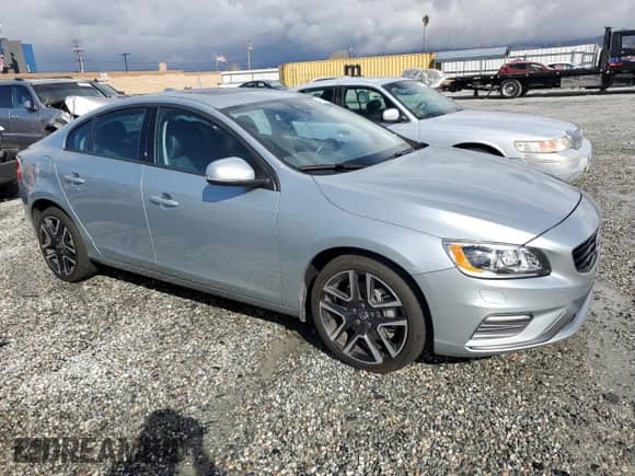 2018 Volvo S60 Dynamic с VIN YV140MTL0J2462234, выставлен на аукционе Copart как лот 48199435 с пробегом 55 571 миль миль и Списание • Salvage title. История ставок и продаж доступна на DreamBid. Изображение 4.