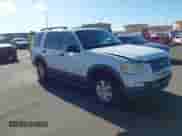 2006 Ford Explorer XLT с VIN 1FMEU63836UA57191, выставлен на аукционе IAAI как лот 43250748 с пробегом 100 786 миль миль и . История ставок и продаж доступна на DreamBid. Изображение 1.