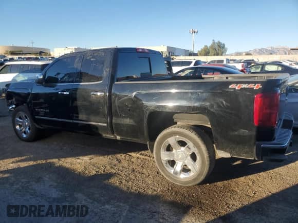 2017 Chevrolet Silverado 1500 LTZ z VIN 1GCVKSEC0HZ330761, wystawiony jako Copart lot #79761874 z przebiegiem 93 577 mil mil oraz Szkoda całkowita • Salvage title. Historia ofert i sprzedaży dostępna na DreamBid. Obrazek 2.