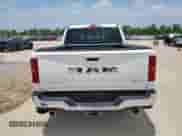 2025 Ram 1500 Limited z VIN 1C6SRFHPXSN582690, wystawiony jako Copart lot #61061555 z przebiegiem Nie podano mil oraz Szkoda całkowita • Salvage title. Historia ofert i sprzedaży dostępna na DreamBid. Obrazek 6.