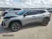 2024 Chevrolet Trax LT z VIN KL77LHE2XRC070323, wystawiony jako Copart lot #68197995 z przebiegiem 50 668 mil mil oraz Szkoda całkowita • Salvage title. Historia ofert i sprzedaży dostępna na DreamBid. Obrazek 1.