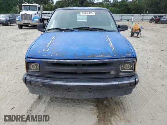 1997 Chevrolet S-10 LS с VIN 1GCCS19X2V8154425, выставлен на аукционе Copart как лот 67894485 с пробегом 160 034 миль миль и Списание • Salvage title. История ставок и продаж доступна на DreamBid. Изображение 5.