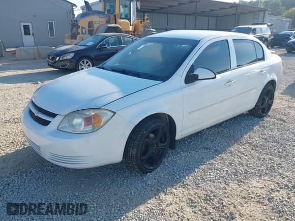 2010 Chevrolet Cobalt 1LT с VIN 1G1AD5F5XA7195423, выставлен на аукционе IAAI как лот 43125676 с пробегом 142 120 миль миль и . История ставок и продаж доступна на DreamBid. Изображение 2.