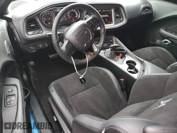 2023 Dodge Challenger R/T Scat Pack with VIN 2C3CDZFJ6PH558886, listed as a Copart auction lot 63033205 with 10,694 mi miles and Salvage title. Bid and sale history available at DreamBid. Image 8.