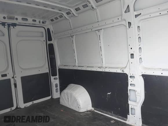 2018 Ram ProMaster Cargo с VIN 3C6TRVDG8JE157217, выставлен на аукционе IAAI как лот 42829025 с пробегом 71 056 миль миль и . История ставок и продаж доступна на DreamBid. Изображение 8.