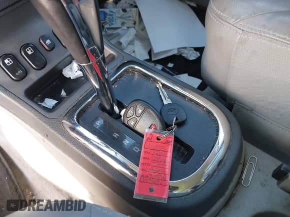 2006 Chevrolet HHR LT with VIN 3GNDA23P96S670562, listed as a IAAI auction lot 43439646 with 173,543 mi miles and . Bid and sale history available at DreamBid. Image 11.