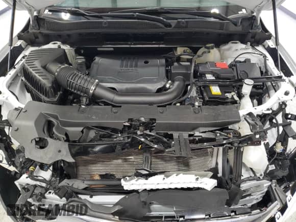 2025 Chevrolet Blazer LT z VIN 3GNKBCR4XSS173635, wystawiony jako Copart lot #89838315 z przebiegiem 8 911 mil mil oraz Czysty tytuł • Clean title. Historia ofert i sprzedaży dostępna na DreamBid. Obrazek 12.