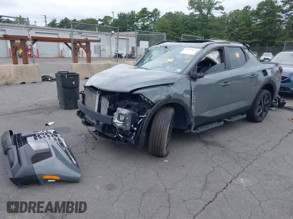 2023 Hyundai Santa Cruz Night Edition с VIN 5NTJCDAF3PH051898, выставлен на аукционе IAAI как лот 42947027 с пробегом 17 273 миль миль и . История ставок и продаж доступна на DreamBid. Изображение 2.