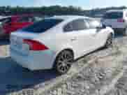 2017 Volvo S60 Inscription с VIN LYV402HK8HB195279, выставлен на аукционе IAAI как лот 43226188 с пробегом 145 213 миль миль и . История ставок и продаж доступна на DreamBid. Изображение 4.