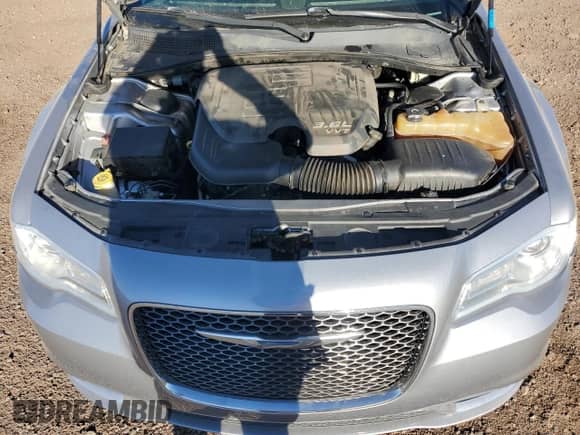2016 Chrysler 300 C with VIN 2C3CCAEG8GH216589, listed as a Copart auction lot 81946705 with 152,933 mi miles and Salvage title. Bid and sale history available at DreamBid. Image 11.