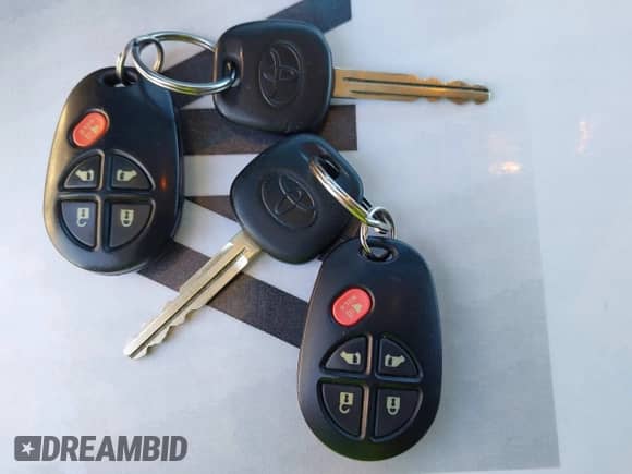 2009 Toyota Sienna LE с VIN 5TDZK23C19S285904, выставлен на аукционе IAAI как лот 43581731 с пробегом 158 676 миль миль и . История ставок и продаж доступна на DreamBid. Изображение 11.