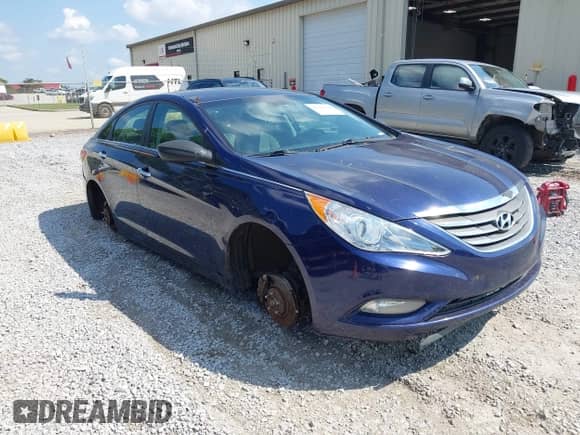 2012 Hyundai Sonata Limited with VIN 5NPEC4AC2CH436577, listed as a IAAI auction lot 43147611 with 207,430 mi miles and . Bid and sale history available at DreamBid. Image 6.