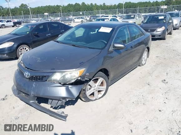 2014 Toyota Camry L with VIN 4T1BF1FK9EU869875, listed as a IAAI auction lot 43346212 with 229,095 mi miles and . Bid and sale history available at DreamBid. Image 2.