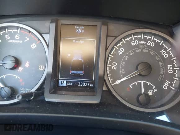 2019 Toyota Tacoma SR5 с VIN 3TMAZ5CN7KM086311, выставлен на аукционе IAAI как лот 43131255 с пробегом 33 027 миль миль и . История ставок и продаж доступна на DreamBid. Изображение 7.