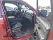 2020 Ram 1500 Limited z VIN 1C6RREHT3LN319285, wystawiony jako IAAI lot #42399428 z przebiegiem 132 969 mil mil oraz . Historia ofert i sprzedaży dostępna na DreamBid. Obrazek 5.