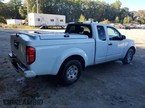2017 Nissan Frontier S with VIN 1N6BD0CT3HN723419, listed as a Copart auction lot 85182995 with 191,965 mi miles and Clean title. Bid and sale history available at DreamBid. Image 3.
