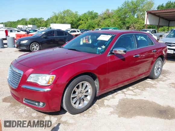 2014 Chrysler 300 C with VIN 2C3CCAEG5EH372859, listed as a IAAI auction lot 42004993 with 204,587 mi miles and . Bid and sale history available at DreamBid. Image 6.