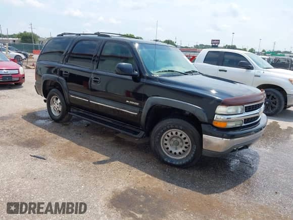 2002 Chevrolet Tahoe Z71 z VIN 1GNEK13Z72R226297, wystawiony jako IAAI lot #42812667 z przebiegiem 329 117 mil mil oraz . Historia ofert i sprzedaży dostępna na DreamBid. Obrazek 1.