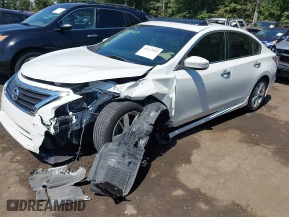 2015 Nissan Altima 2.5 с VIN 1N4AL3AP0FN336869, выставлен на аукционе IAAI как лот 43147069 с пробегом 130 493 миль миль и . История ставок и продаж доступна на DreamBid. Изображение 17.