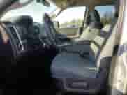 2018 Ram 1500 Big Horn z VIN 1C6RR7GGXJS315992, wystawiony jako Copart lot #71307535 z przebiegiem 143 199 mil mil oraz Szkoda całkowita • Salvage title. Historia ofert i sprzedaży dostępna na DreamBid. Obrazek 7.