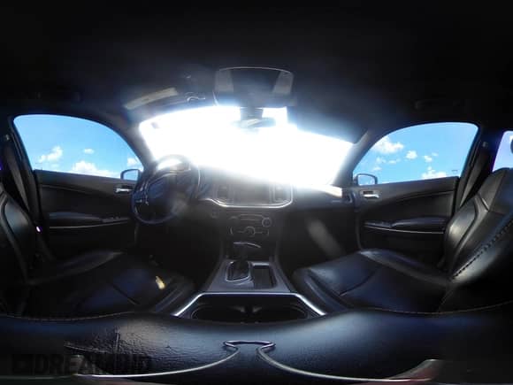 2019 Dodge Charger SXT z VIN 2C3CDXBG6KH702704, wystawiony jako IAAI lot #42958720 z przebiegiem 117 552 mil mil oraz . Historia ofert i sprzedaży dostępna na DreamBid. Obrazek 21.