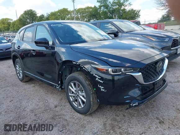 2025 Mazda CX-5 S Select z VIN JM3KFBBL1S0644336, wystawiony jako IAAI lot #43115005 z przebiegiem 4 914 mil mil oraz . Historia ofert i sprzedaży dostępna na DreamBid. Obrazek 1.