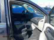 2013 Dodge Grand Caravan SXT z VIN 2C4RDGCG8DR591879, wystawiony jako IAAI lot #43464966 z przebiegiem 154 951 mil mil oraz . Historia ofert i sprzedaży dostępna na DreamBid. Obrazek 5.