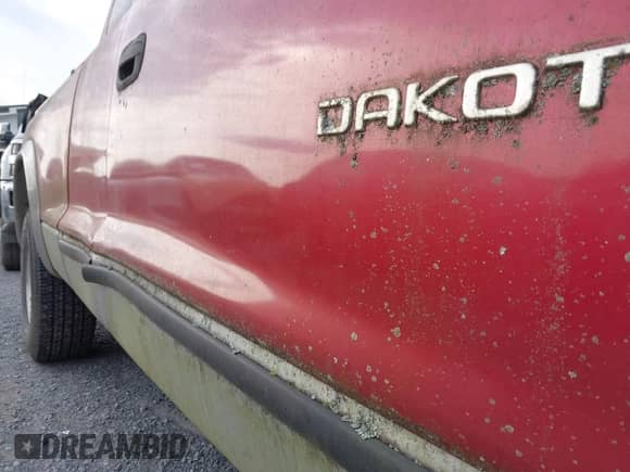 1999 Dodge Dakota SLT с VIN 1B7GG22Y1XS295195, выставлен на аукционе IAAI как лот 43275491 с пробегом 172 359 миль миль и . История ставок и продаж доступна на DreamBid. Изображение 14.