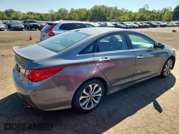 2014 Hyundai Sonata SE с VIN 5NPEC4AB6EH932346, выставлен на аукционе Copart как лот 80458635 с пробегом 121 024 миль миль и Чистый • Clean title. История ставок и продаж доступна на DreamBid. Изображение 3.