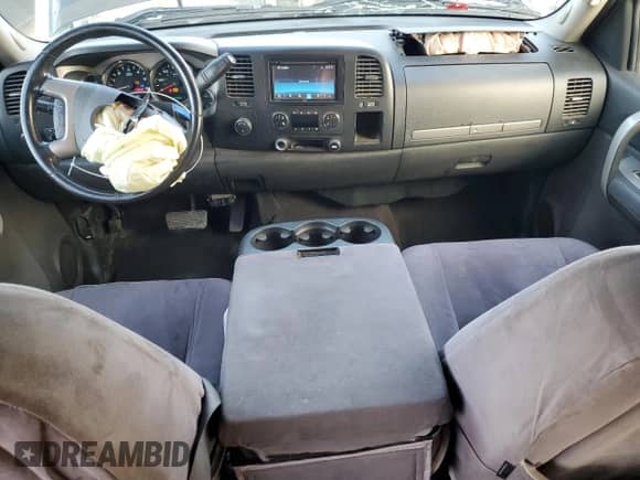 2007 Chevrolet Silverado 2500HD 1LT with VIN 1GCHK23K77F555945, listed as a Copart auction lot 47702665 with 112,326 mi miles and Salvage title. Bid and sale history available at DreamBid. Image 8.