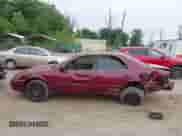 1997 Toyota Camry LE z VIN 4T1BF22K8VU005878, wystawiony jako IAAI lot #42447380 z przebiegiem 180 256 mil mil oraz . Historia ofert i sprzedaży dostępna na DreamBid. Obrazek 14.