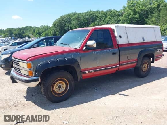 1991 Chevrolet Silverado 1500 с VIN 1GCDK14K9MZ160571, выставлен на аукционе IAAI как лот 42605140 с пробегом 197 746 миль миль и . История ставок и продаж доступна на DreamBid. Изображение 2.