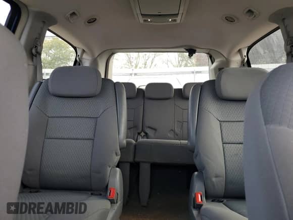 2010 Dodge Grand Caravan SXT с VIN 2D4RN5D14AR489795, выставлен на аукционе Copart как лот 82486715 с пробегом 183 262 миль миль и Списание • Salvage title. История ставок и продаж доступна на DreamBid. Изображение 10.