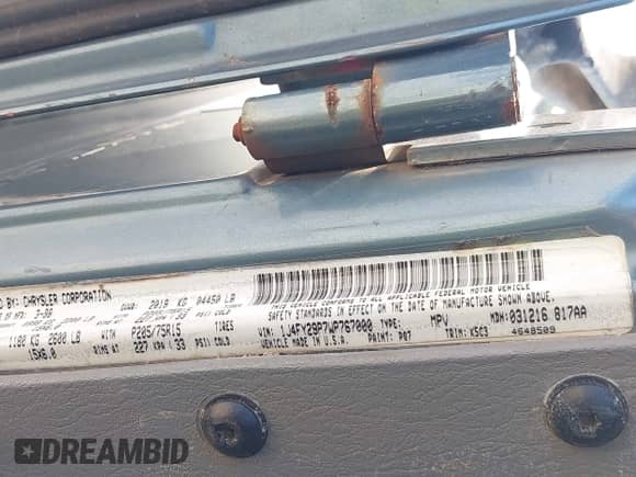 1998 Jeep Wrangler SE with VIN 1J4FY29P7WP767000, listed as a IAAI auction lot 43238147 with 192,084 mi miles and . Bid and sale history available at DreamBid. Image 9.