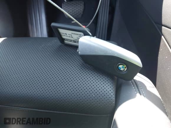 2024 BMW 5 Series 530i xDrive with VIN WBA53FJ07RCS07301, listed as a IAAI auction lot 42958965 with 25,559 mi miles and . Bid and sale history available at DreamBid. Image 11.