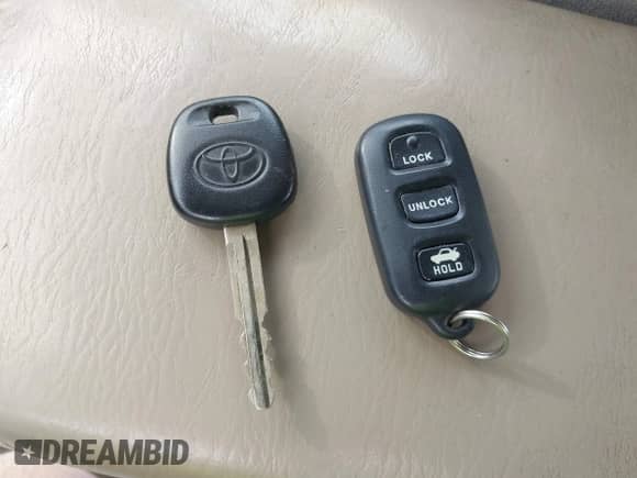 2004 Toyota Camry LE with VIN 4T1BE32K84U916090, listed as a IAAI auction lot 42676608 with 110,150 mi miles and . Bid and sale history available at DreamBid. Image 11.