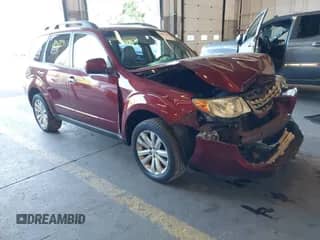 2013 Subaru Forester X Limited z VIN JF2SHAECXDH431318, wystawiony jako IAAI lot #43035240 z przebiegiem 97 138 mil mil oraz . Historia ofert i sprzedaży dostępna na DreamBid. Obrazek 1.