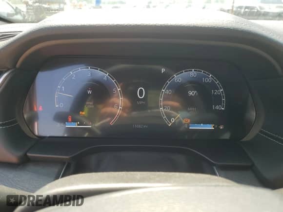 2024 Jeep Grand Cherokee Limited with VIN 1C4RJKBG4R8923252, listed as a Copart auction lot 68649725 with 11,682 mi miles and Clean title. Bid and sale history available at DreamBid. Image 9.