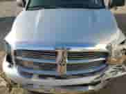 2006 Dodge 1500 SLT z VIN 1D7HA18256J152618, wystawiony jako Copart lot #84545725 z przebiegiem 282 605 mil mil oraz Czysty tytuł • Clean title. Historia ofert i sprzedaży dostępna na DreamBid. Obrazek 11.