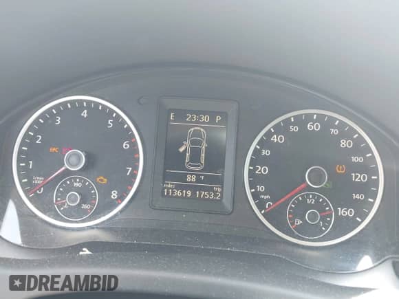 2010 Volkswagen Tiguan S с VIN WVGAV7AX1AW536752, выставлен на аукционе IAAI как лот 42669304 с пробегом 113 619 миль миль и . История ставок и продаж доступна на DreamBid. Изображение 7.