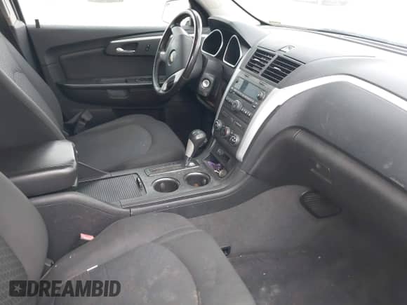 2012 Chevrolet Traverse 1LT z VIN 1GNKRGEDXCJ177096, wystawiony jako IAAI lot #42900721 z przebiegiem 136 425 mil mil oraz . Historia ofert i sprzedaży dostępna na DreamBid. Obrazek 5.