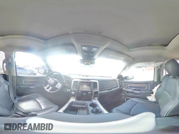 2017 Ram 1500 Laramie z VIN 1C6RR7NT1HS691085, wystawiony jako Copart lot #84740865 z przebiegiem 89 158 mil mil oraz Szkoda całkowita • Salvage title. Historia ofert i sprzedaży dostępna na DreamBid. Obrazek 14.