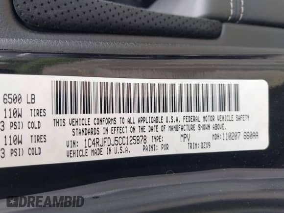 2012 Jeep Grand Cherokee SRT-8 z VIN 1C4RJFDJ5CC125878, wystawiony jako IAAI lot #42972918 z przebiegiem 109 967 mil mil oraz . Historia ofert i sprzedaży dostępna na DreamBid. Obrazek 9.