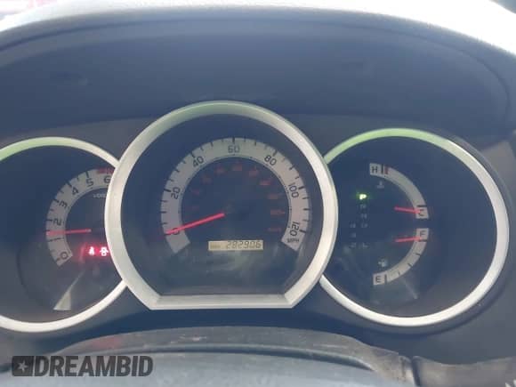 2015 Toyota Tacoma z VIN 3TMMU4FN1FM083881, wystawiony jako IAAI lot #42667720 z przebiegiem 282 906 mil mil oraz . Historia ofert i sprzedaży dostępna na DreamBid. Obrazek 7.