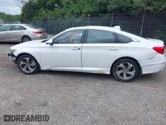 2018 Honda Accord EX-L with VIN 1HGCV2F51JA014130, listed as a IAAI auction lot 42895040 with Not provided miles and . Bid and sale history available at DreamBid. Image 14.