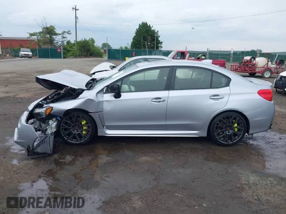 2019 Subaru WRX STI Limited z VIN JF1VA2V63K9807256, wystawiony jako IAAI lot #42390008 z przebiegiem 74 821 mil mil oraz . Historia ofert i sprzedaży dostępna na DreamBid. Obrazek 14.