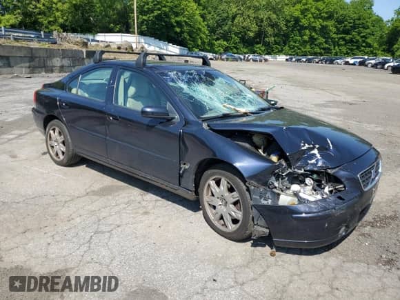2005 Volvo S60 с VIN YV1RH592X52443683, выставлен на аукционе Copart как лот 59009145 с пробегом 158 590 миль миль и Списание • Salvage title. История ставок и продаж доступна на DreamBid. Изображение 4.