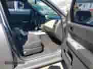 2008 Mercury Mariner with VIN 4M2CU91148KJ50412, listed as a IAAI auction lot 41715972 with 130,426 mi miles and . Bid and sale history available at DreamBid. Image 5.