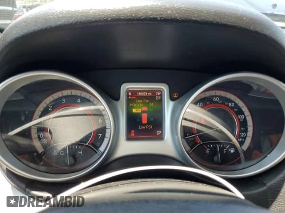 2014 Dodge Journey Limited z VIN 3C4PDCDG8ET171441, wystawiony jako Copart lot #60670665 z przebiegiem 196 879 mil mil oraz Szkoda całkowita • Salvage title. Historia ofert i sprzedaży dostępna na DreamBid. Obrazek 9.
