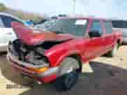 2001 Chevrolet S-10 LS with VIN 1GCDT13W81K212665, listed as a IAAI auction lot 41421617 with Not provided miles and . Bid and sale history available at DreamBid. Image 16.